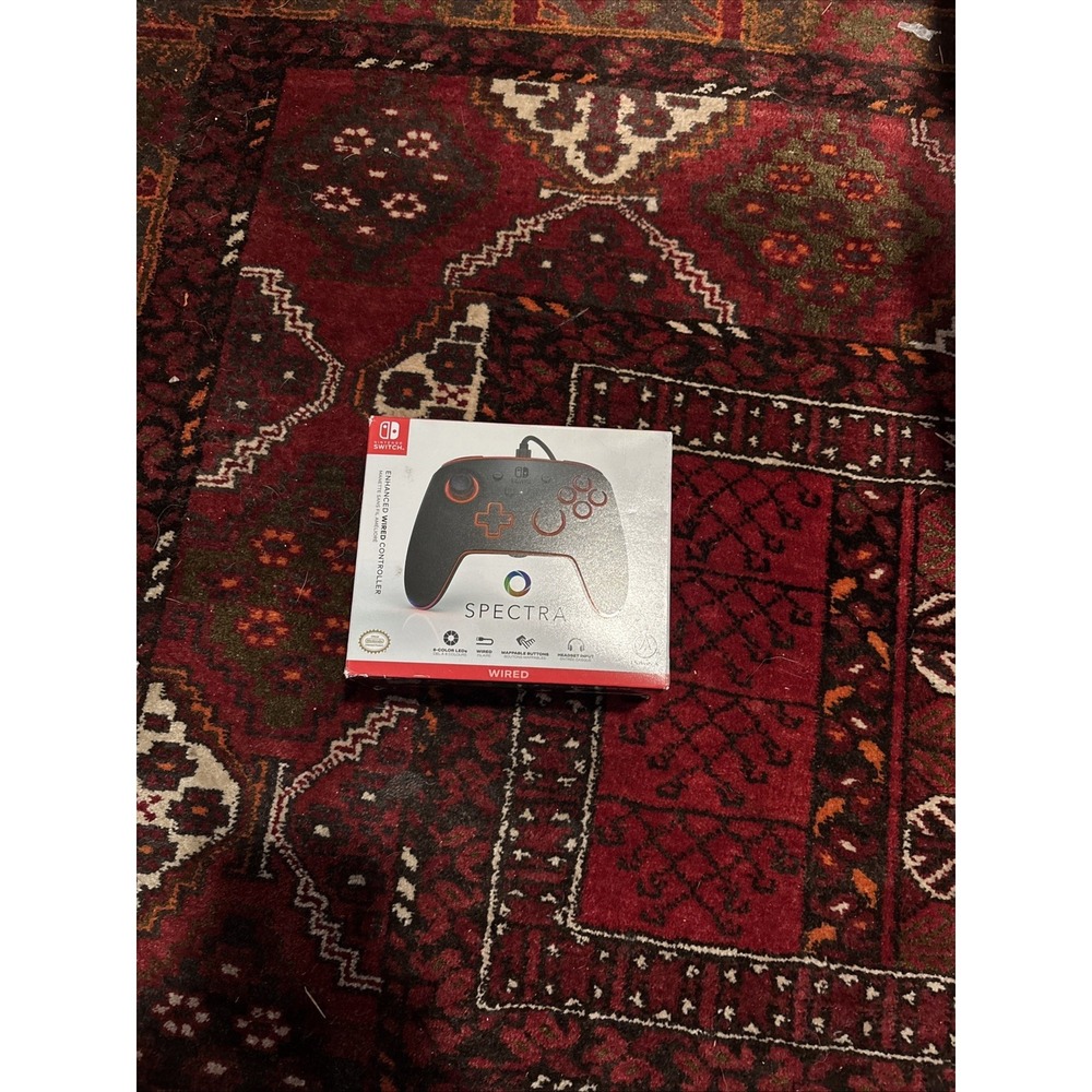 Nintendo Switch Pro Controller - Complete in box